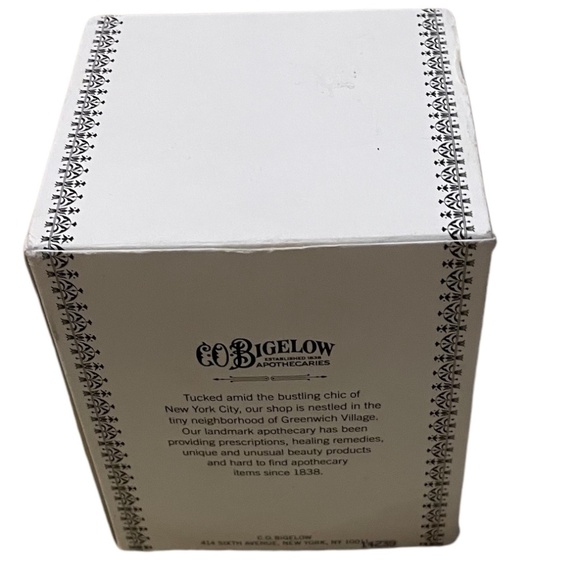 C.O.BIGELOW COZINESS AMBER SCENTED CANDLE 8.5 Oz HEALING AROMATHERAPY - Picture 8 of 8